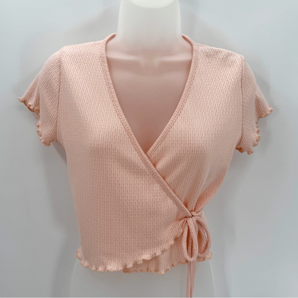 Altar'd State Top Womens M Pink Knit Crop Wrap Tee Side Tie Lettuce Edge NWOT